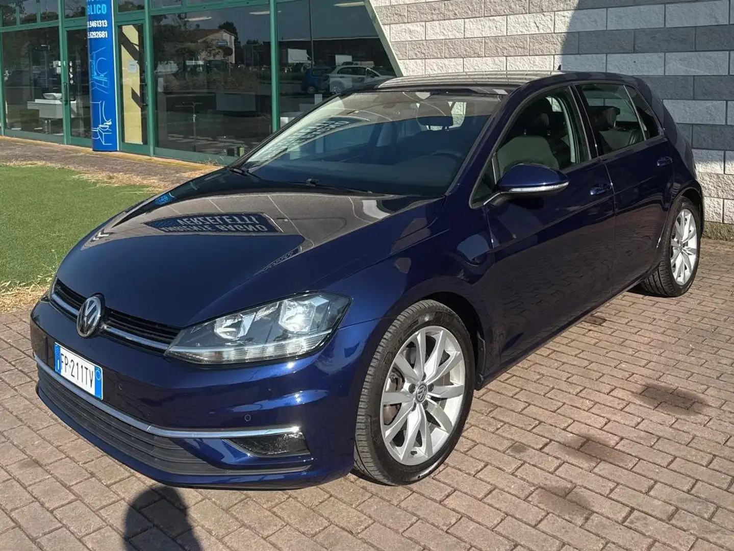 Volkswagen Golf Golf VII 2017 5p 5p 1.6 tdi Highline 115cv Blu/Azzurro - 2