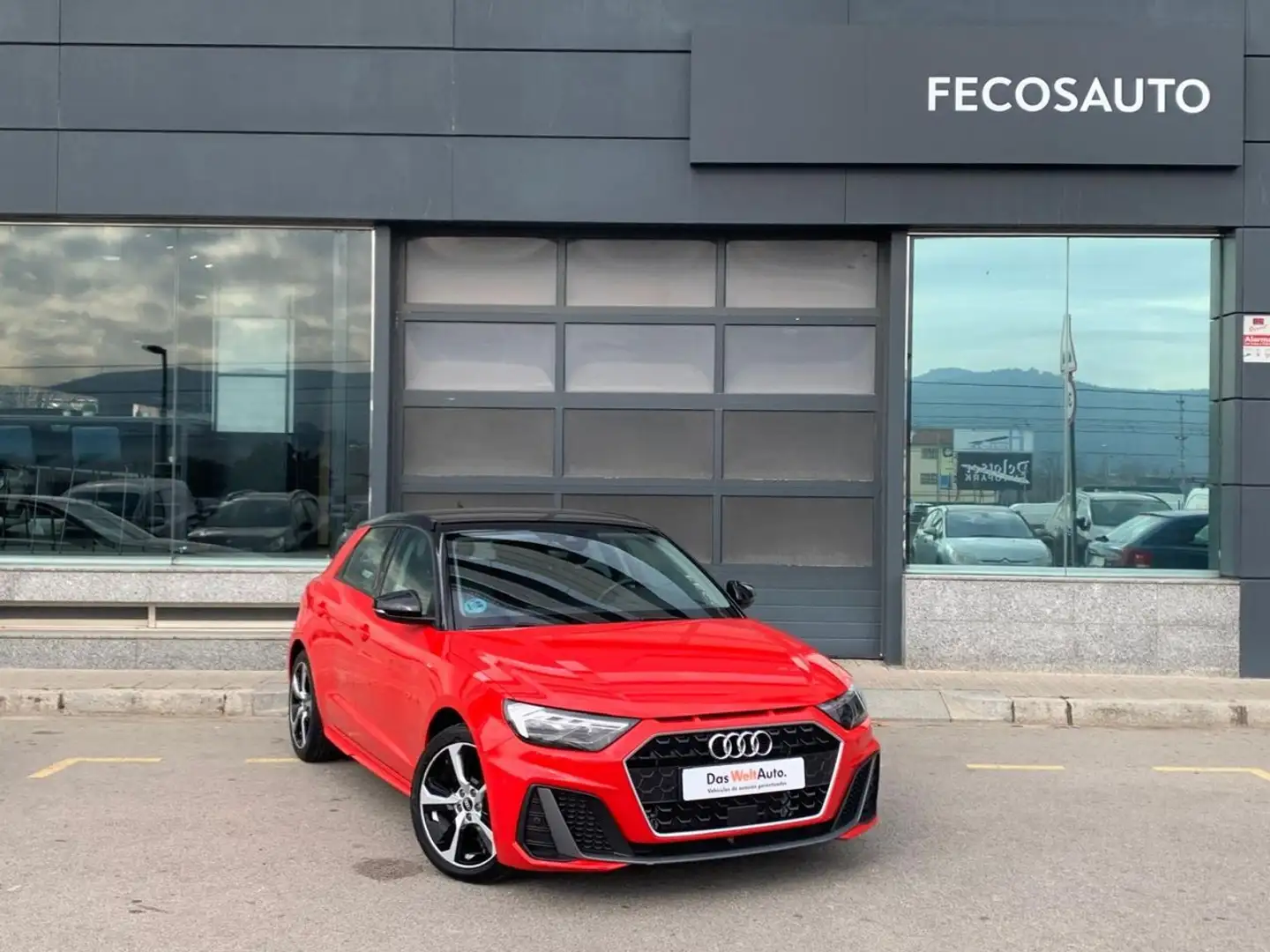 Audi A1 Sportback 30 TFSI S line S tronic Rojo - 1