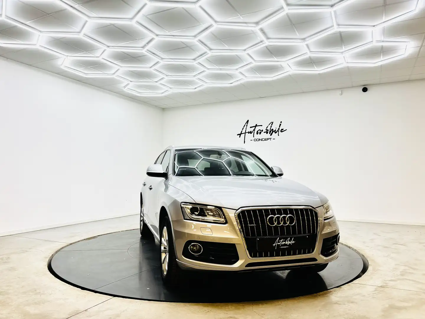 Audi Q5 ✅1AN GARANTIE✅QUATRO✅REMORQUE✅1ER PROPRIO Plateado - 2