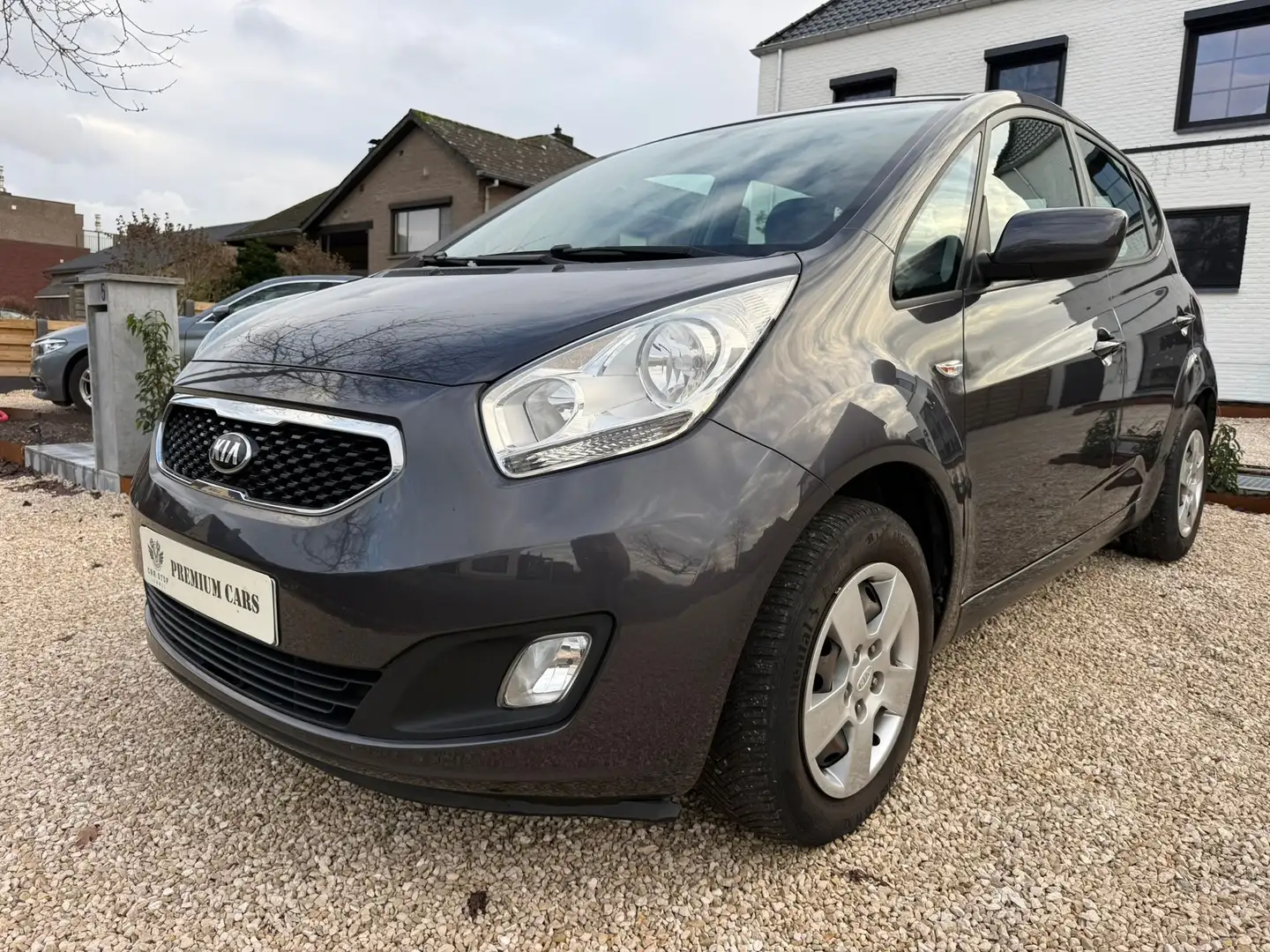 Kia Venga Venga 1.4 CVVT Edition 7 Grijs - 2