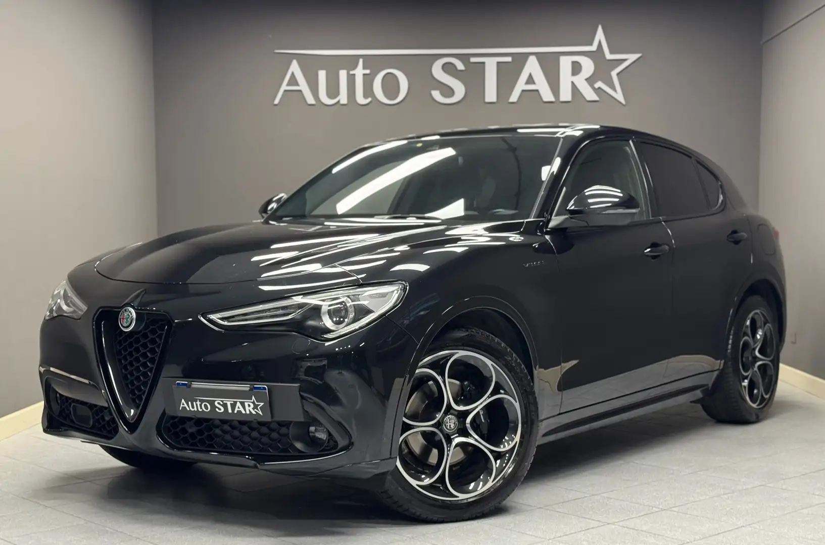 Alfa Romeo Stelvio 2.2 t Veloce Q4 210cv TAGLIANDI CERTIFICATI Negro - 1