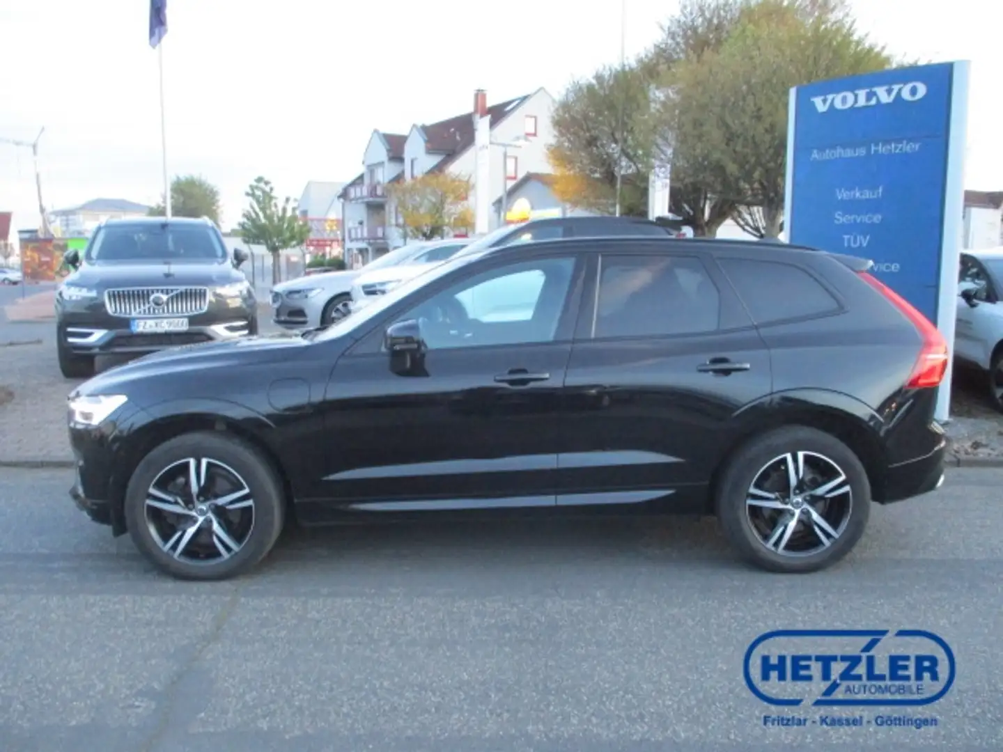 Volvo XC60 R Design Plug-In Hybrid AWD T8 Twin Engine EU6d-T Zwart - 2