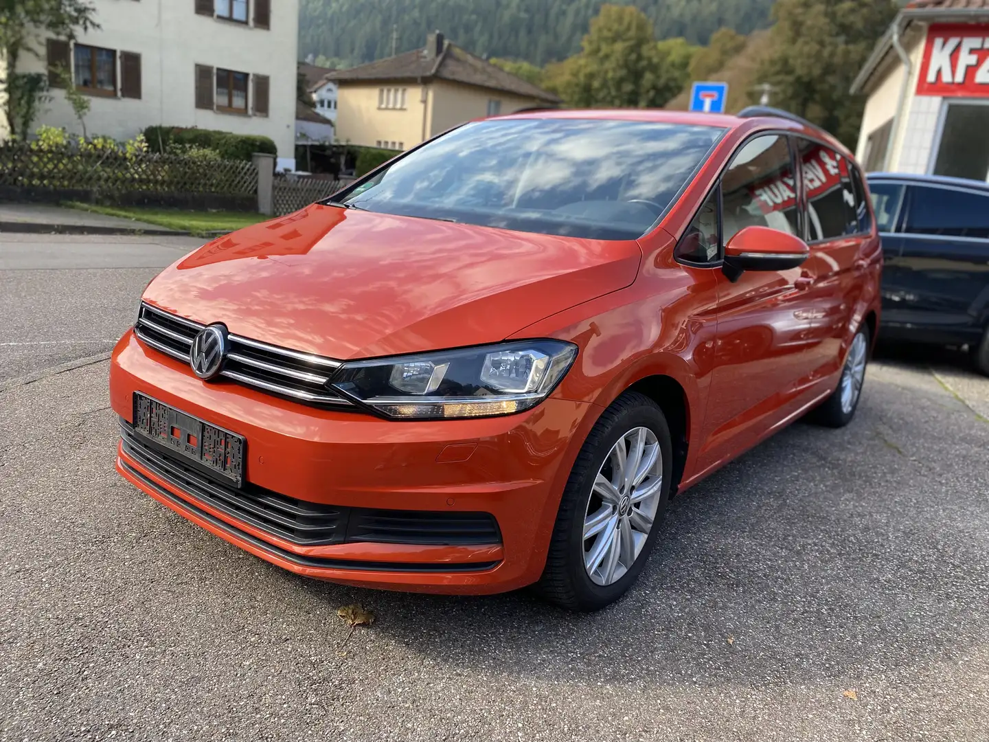 Volkswagen Touran Touran Comfortline 1.6 TDI*7 Sitz*Alcantara*ACC Orange - 1