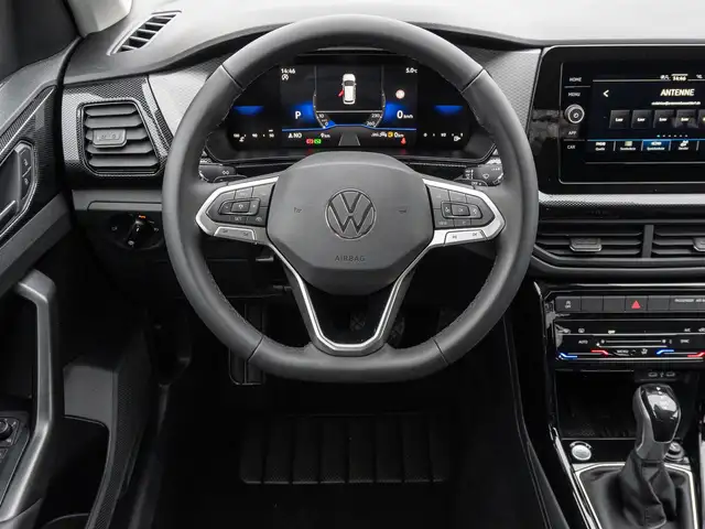Volkswagen T-Cross view 11