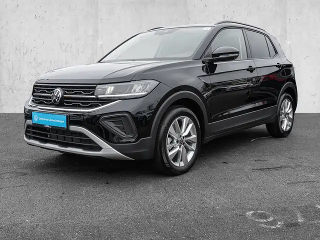 Volkswagen T-Cross view 2