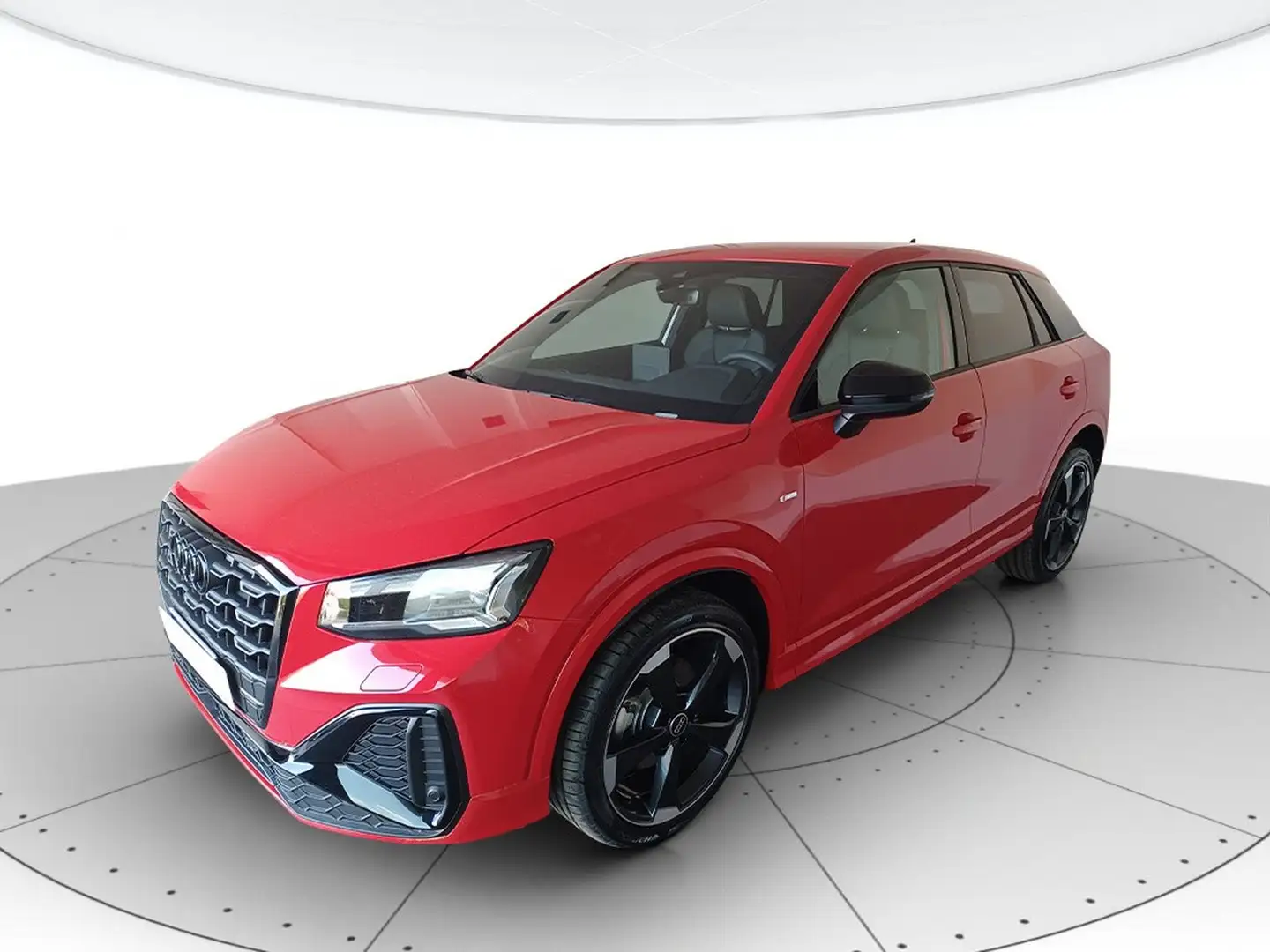 Audi Q2 35 1.5 tfsi identity black s-tronic Rot - 1