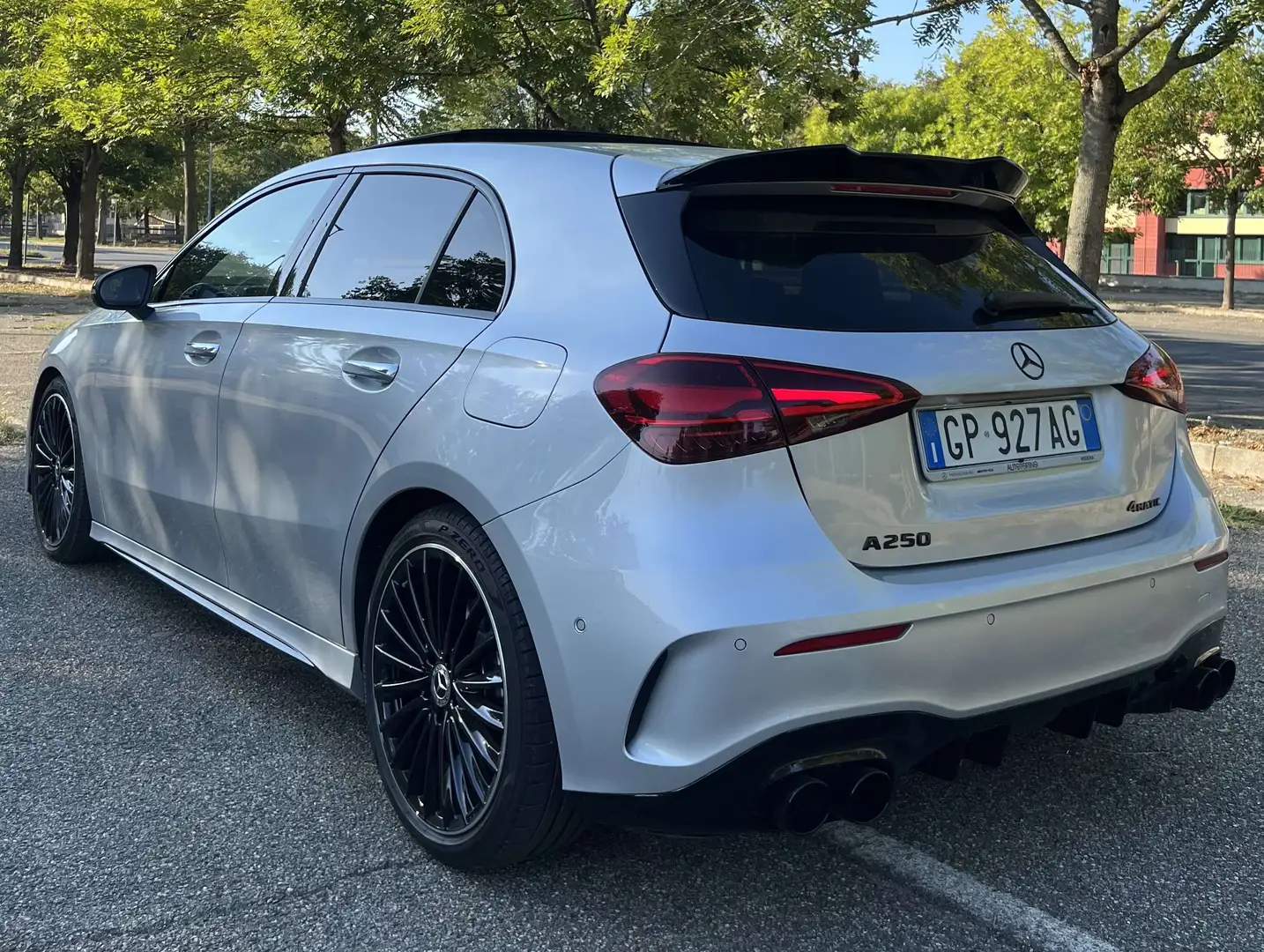 Mercedes-Benz A 250 Sport Night edition Plus 4matic auto - 1