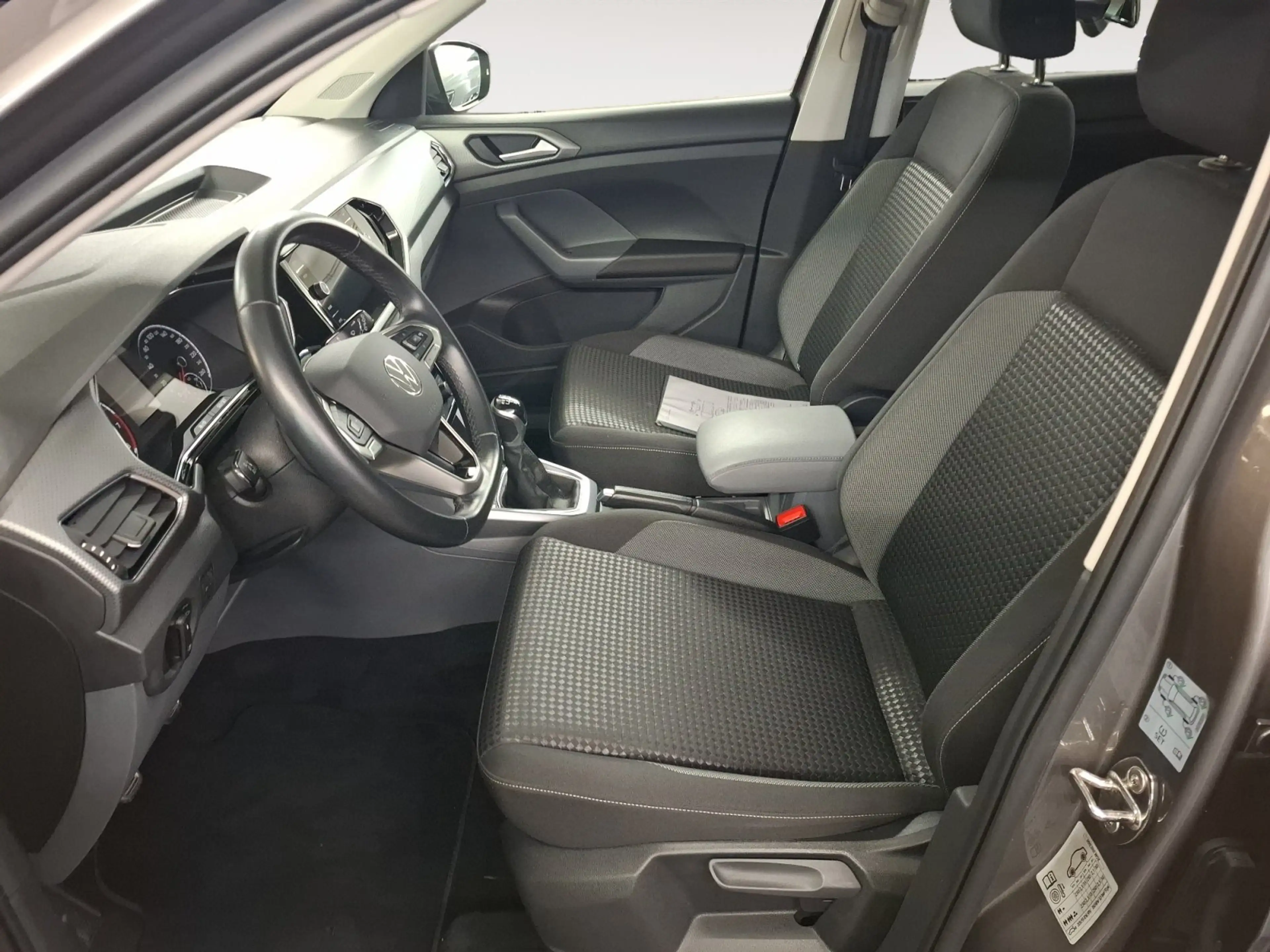 Volkswagen T-Cross Active 1.0 TSI AHK ACC CarPlay Navi — photo 5