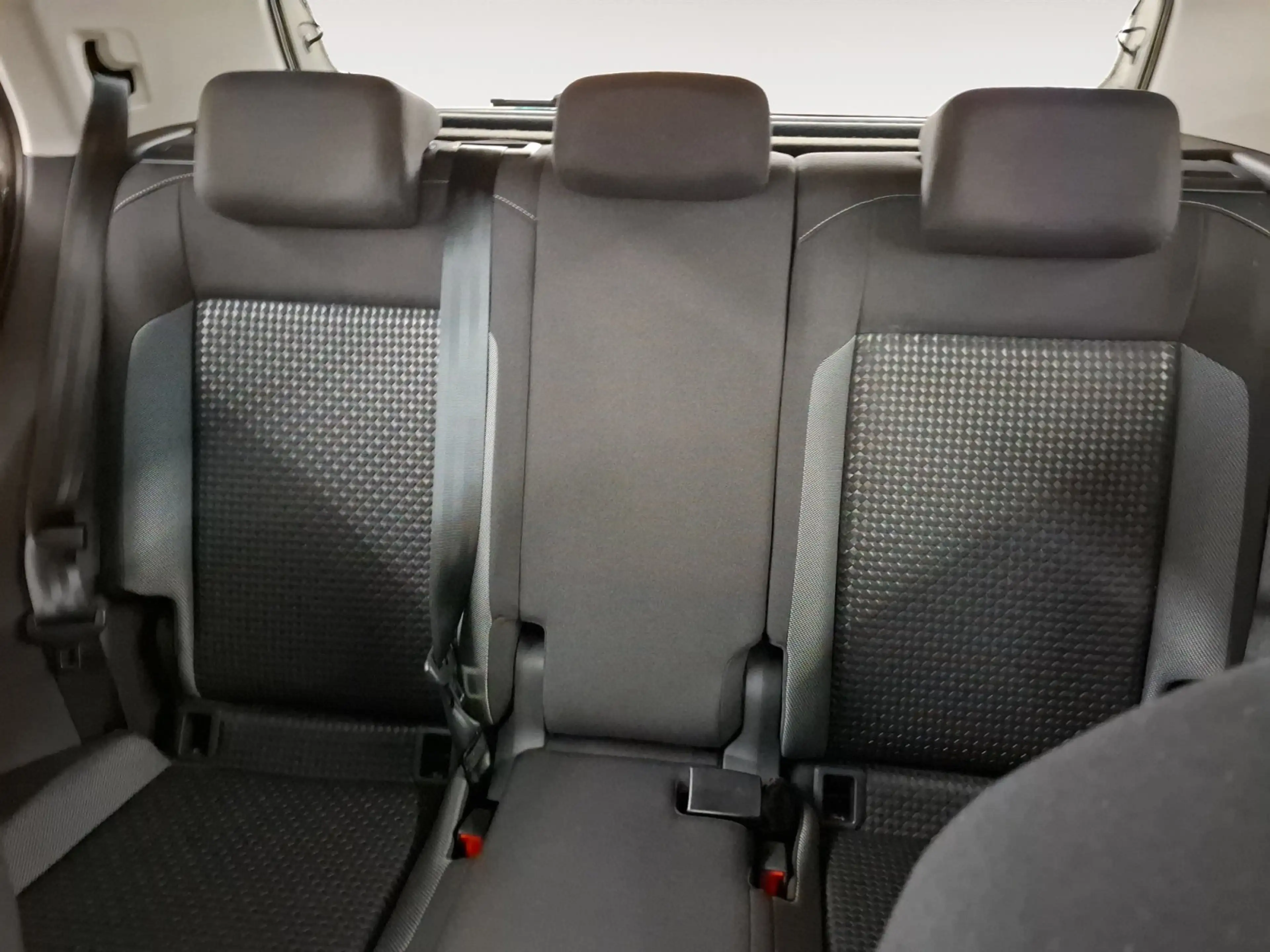 Volkswagen T-Cross Active 1.0 TSI AHK ACC CarPlay Navi — photo 6