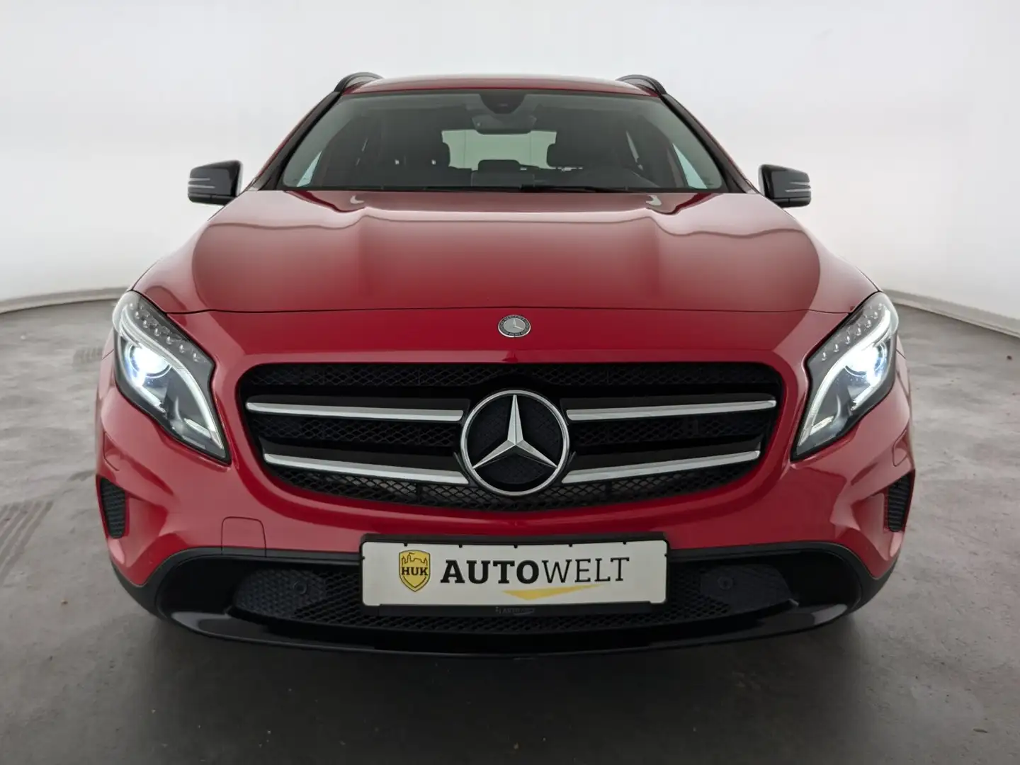 Mercedes-Benz GLA 250 GLA 250 Urban 4Matic XENON+NAVI+LEDER+SHZ+PDC+ BC Roşu - 2