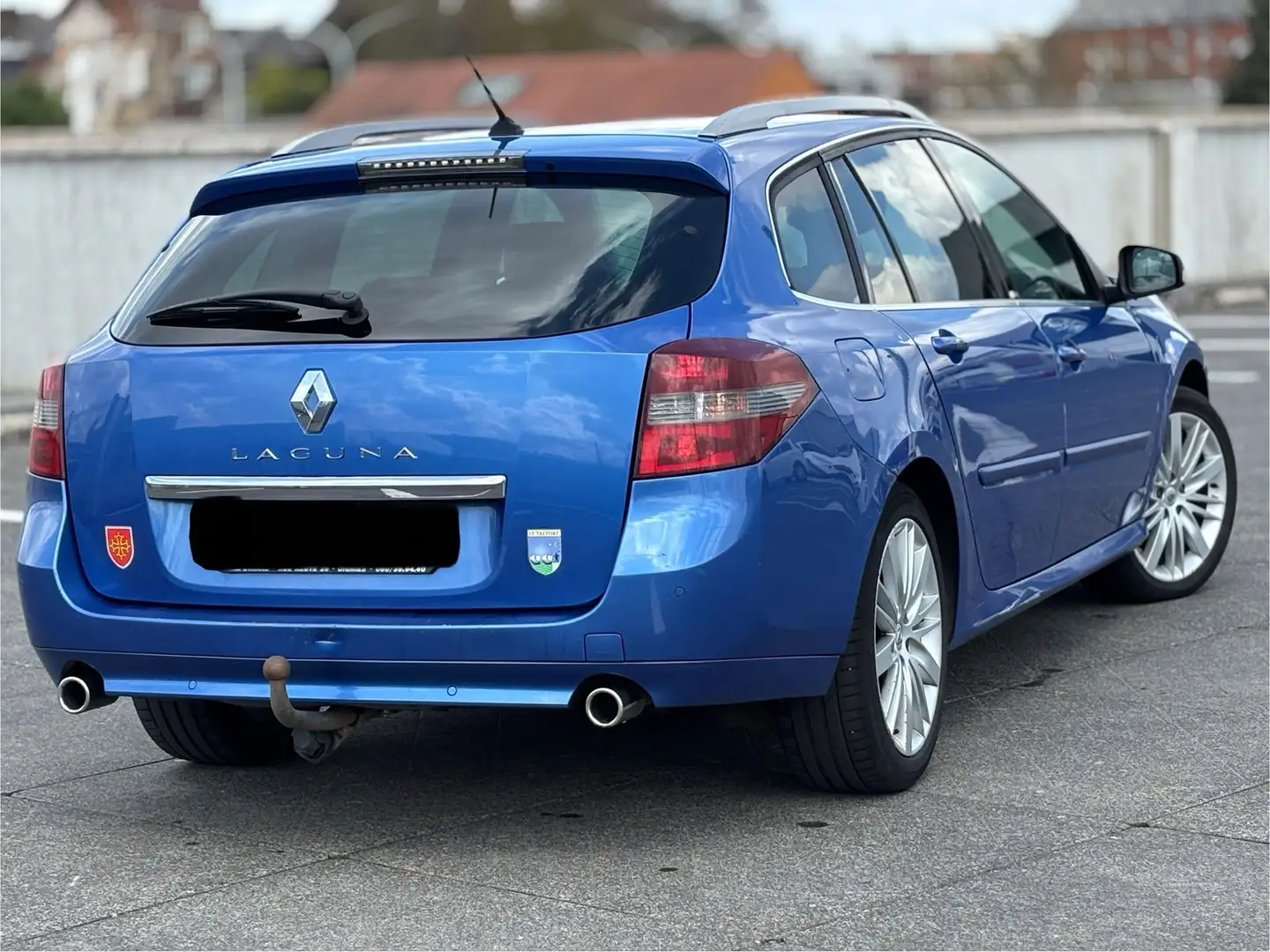 Renault Laguna Grandtour 2.0 dCi FAP Expression Niebieski - 2