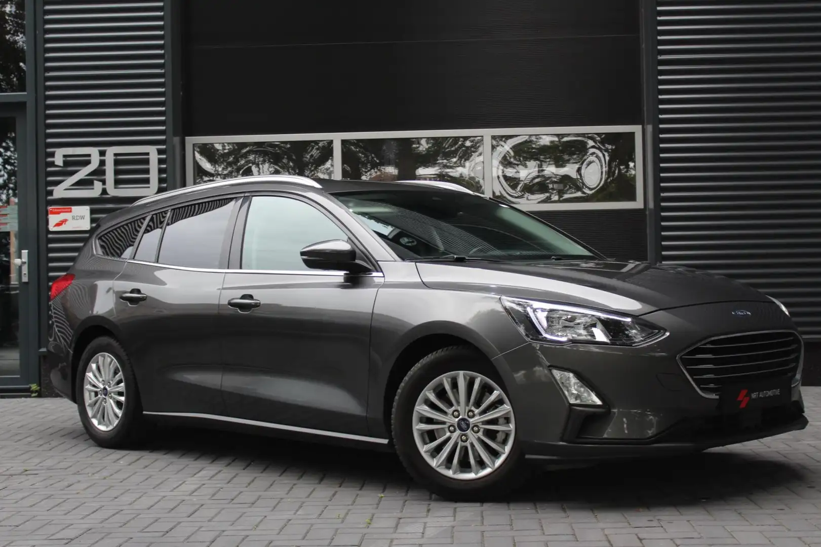 Ford Focus 1.0 Titanium Business / Cruise / Keyless / Clima / Grijs - 2