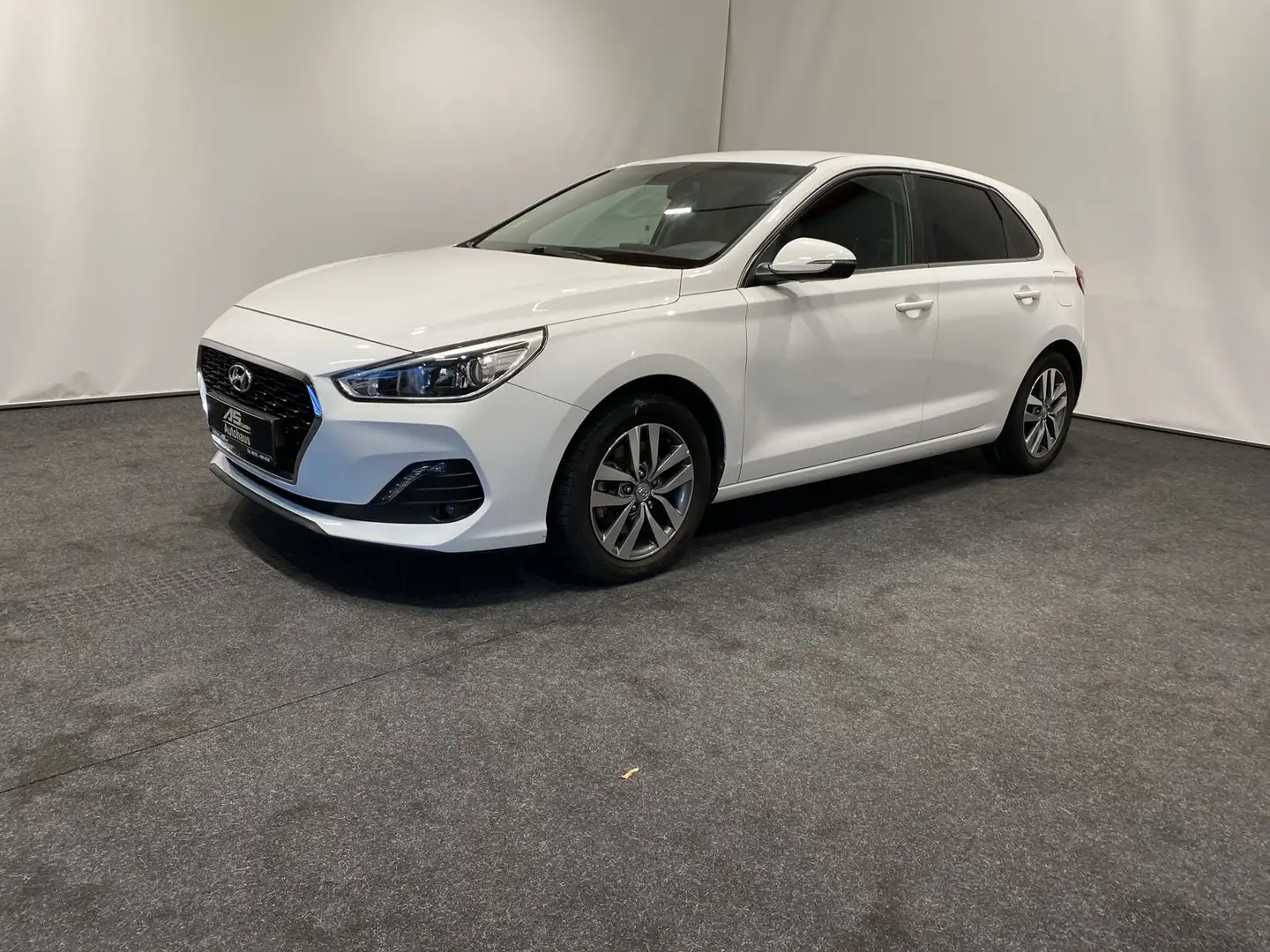 Hyundai i30 Navi Kamera LED CarPlay Weiß - 1