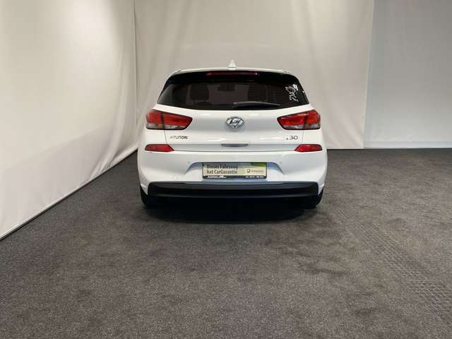 Hyundai i30 Navi Kamera LED CarPlay