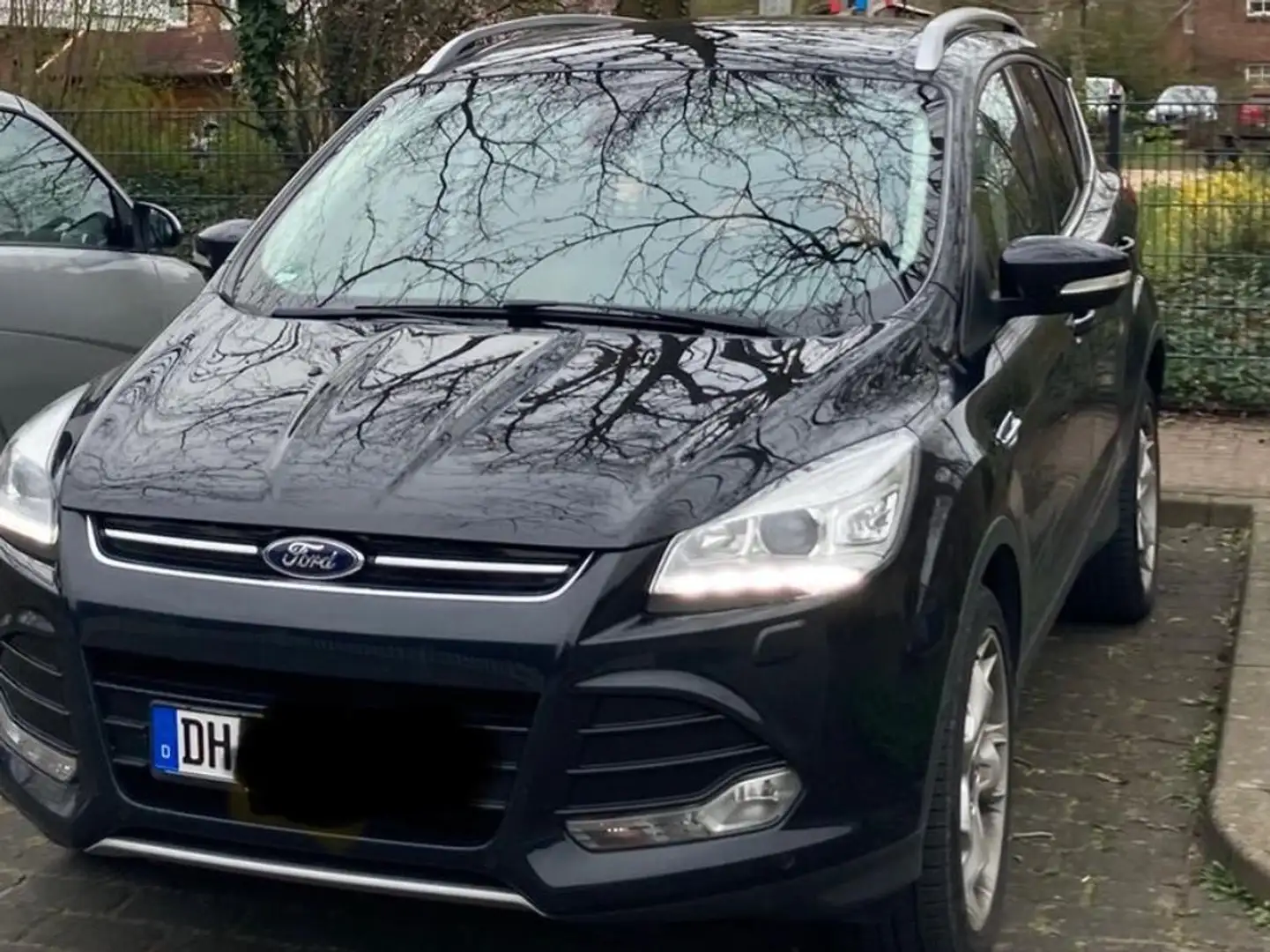 Ford Kuga Kuga 2.0 TDCi 4x4 Aut. Titanium Noir - 1