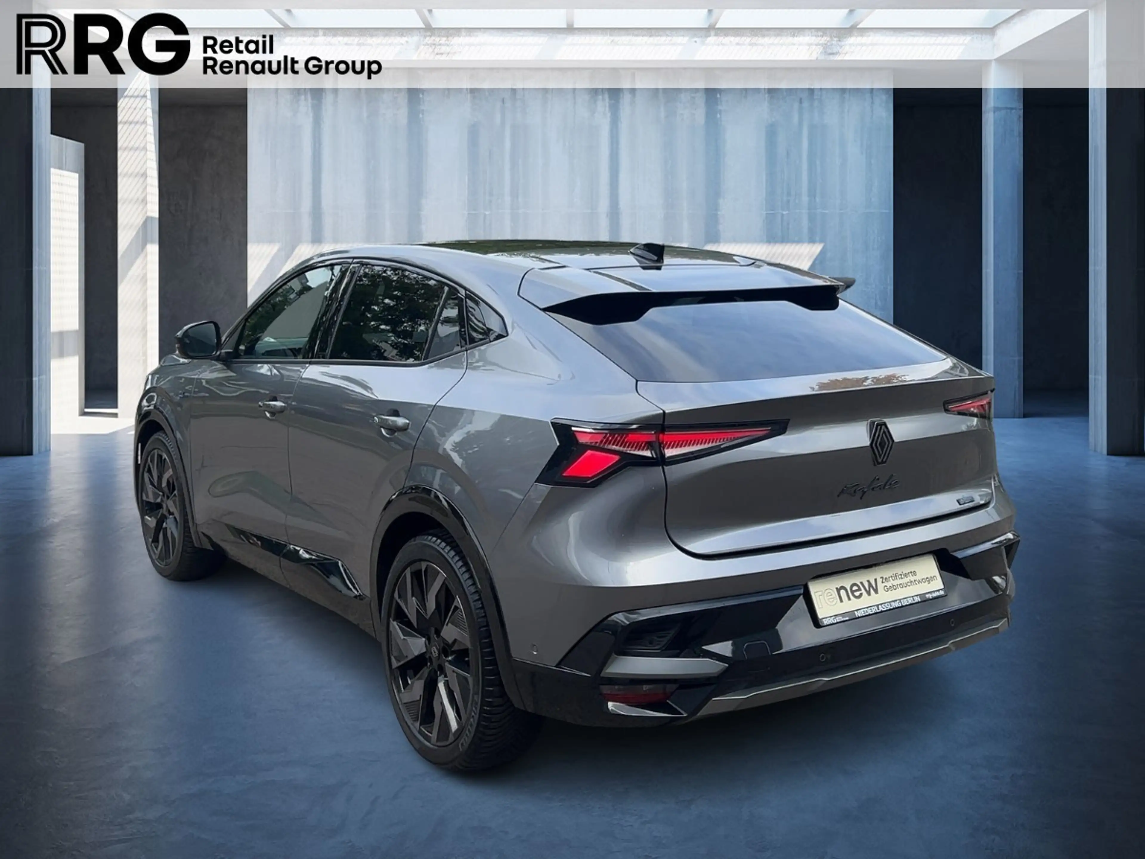 Renault Rafale 1.2 E-TECH Hybrid 200 Esprit Alpine — photo 4