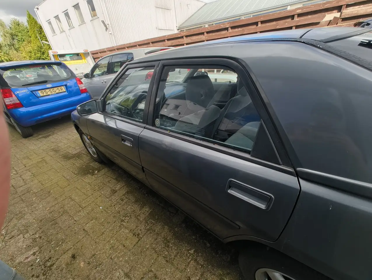 Mazda 323F 1.6 GLX – 1989 – APK, Rijd niet, foto 2