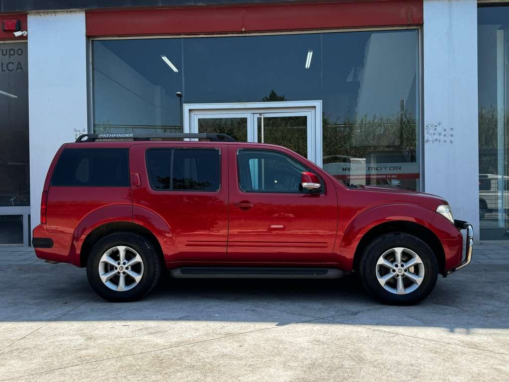 Nissan Pathfinder 2.5dCi LE Aut. DPF - foto 1