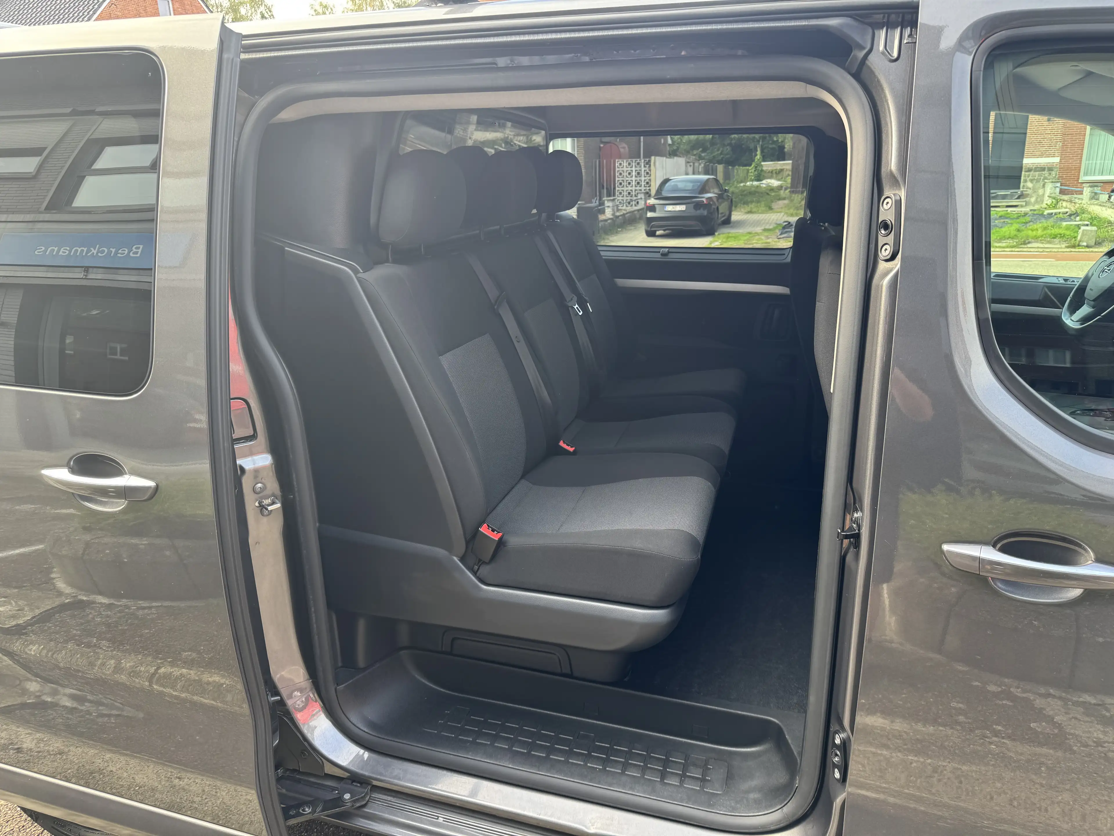 Opel Vivaro C Dubbele cabine 2.0D 2 schuifdeuren — photo 13