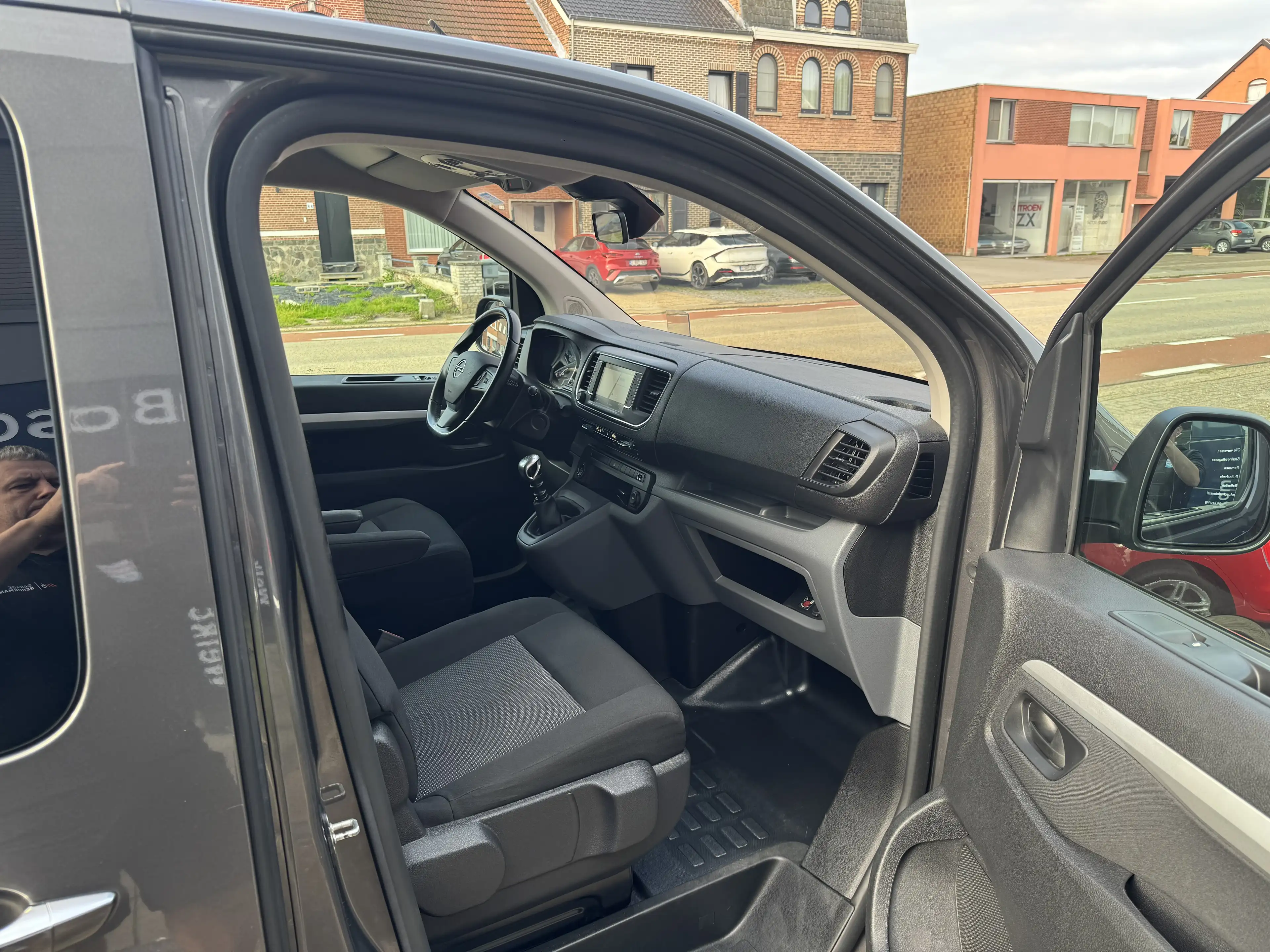 Opel Vivaro C Dubbele cabine 2.0D 2 schuifdeuren — photo 14