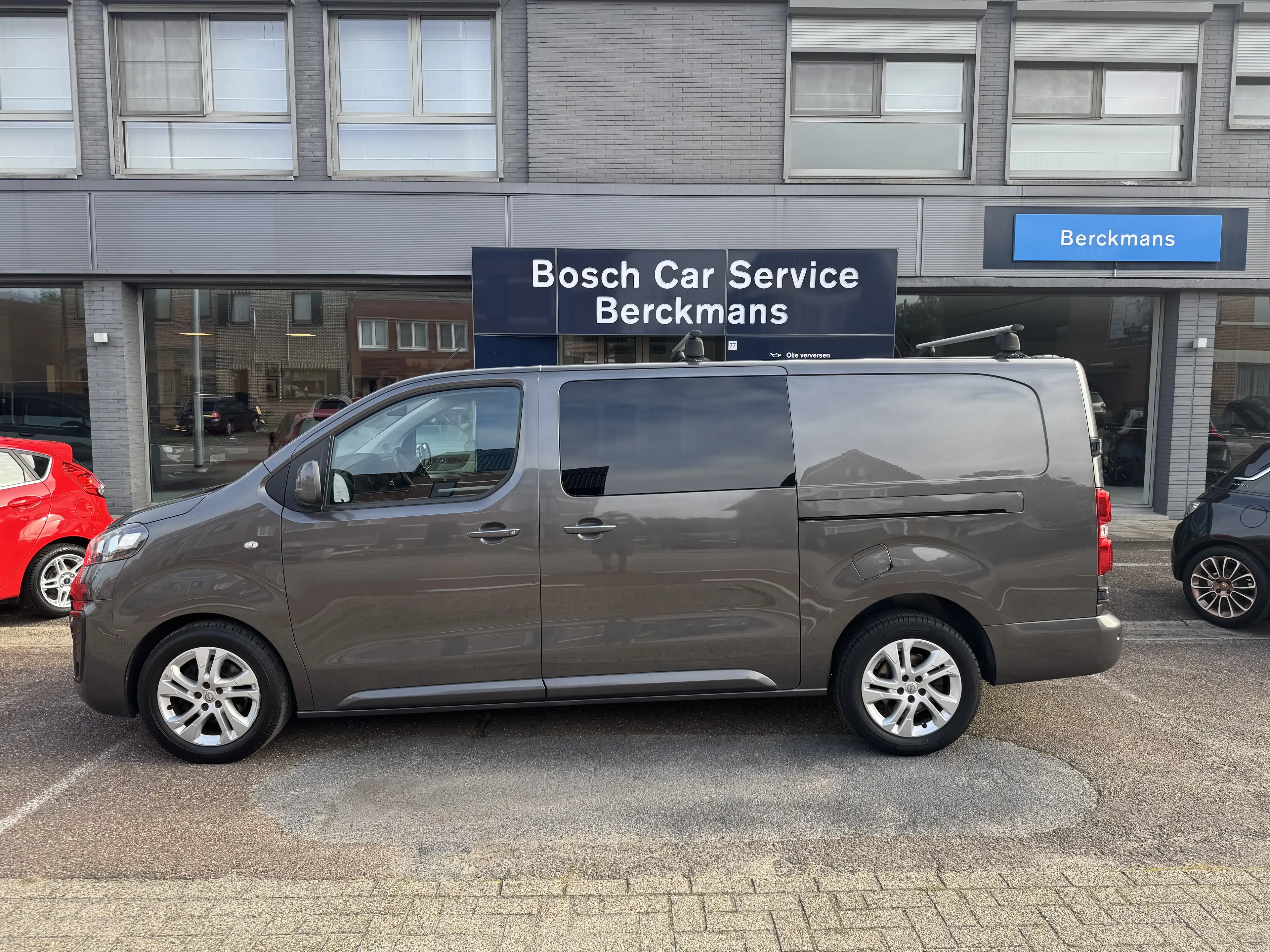 Opel Vivaro C Dubbele cabine 2.0D 2 schuifdeuren