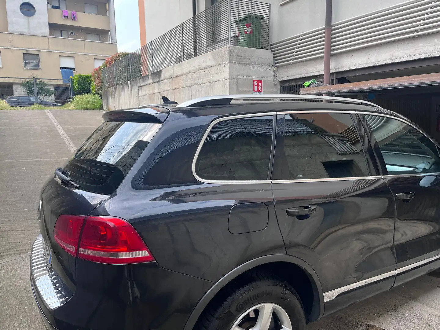 Volkswagen Touareg Touareg II 2010 3.0 V6 tdi Executive 245cv tiptron Nero - 1