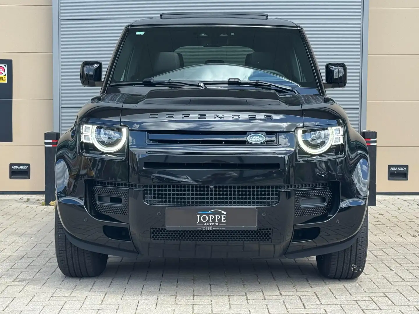 Land Rover Defender 110 2.0 P300e 110 X-Dynamic SE |Pano|Elek.trek|Hea Noir - 2