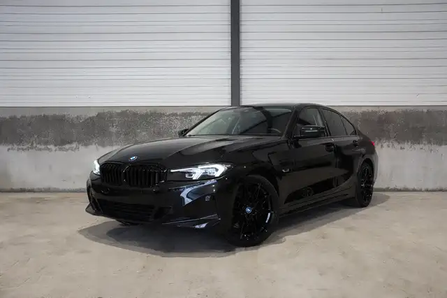 BMW 320 e✖ 19' PACK M | CARPLAY | GRAND ECRAN | TVA ✔