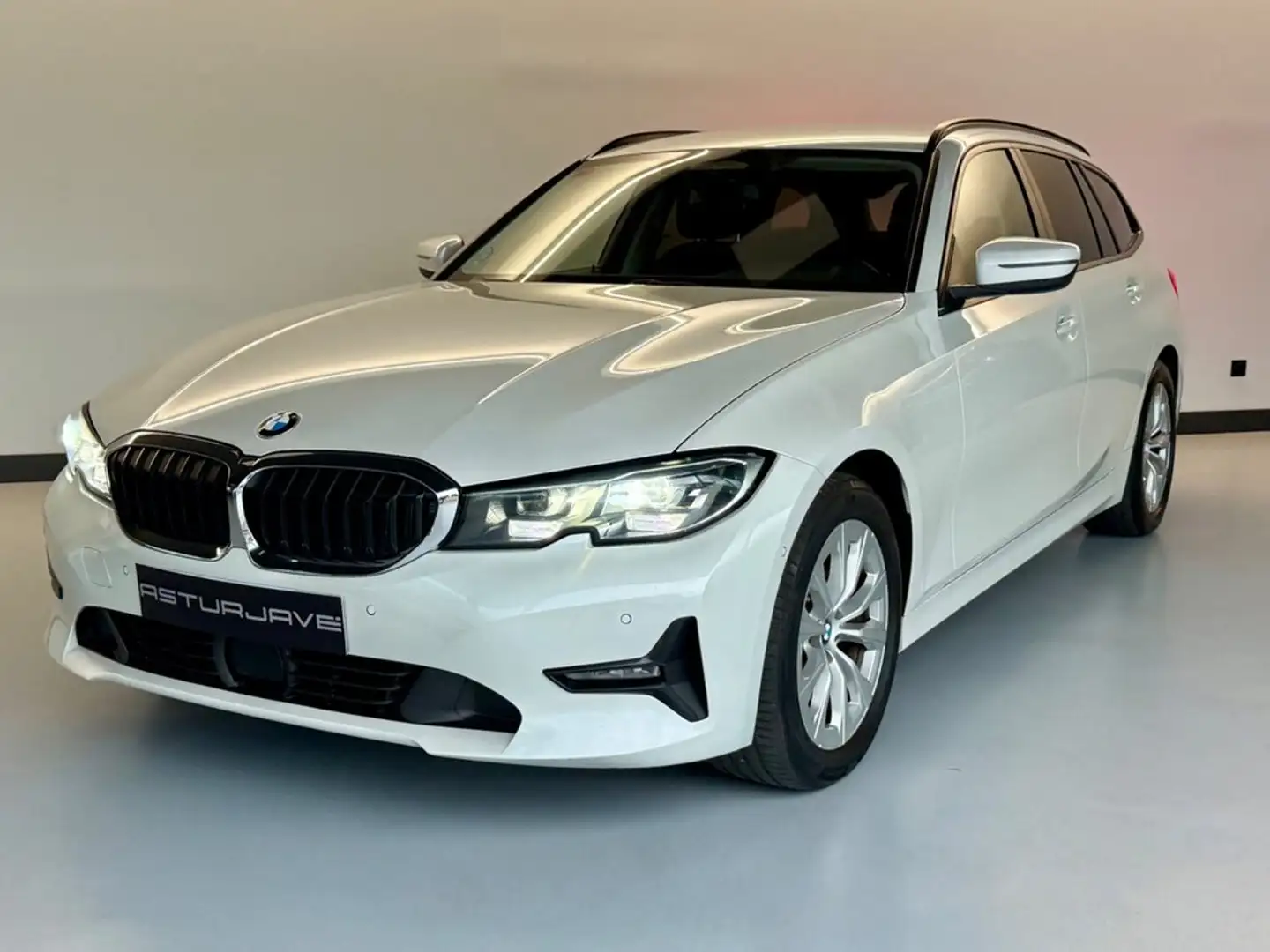 BMW 320 320d xDrive Automática Touring Blanco - 2