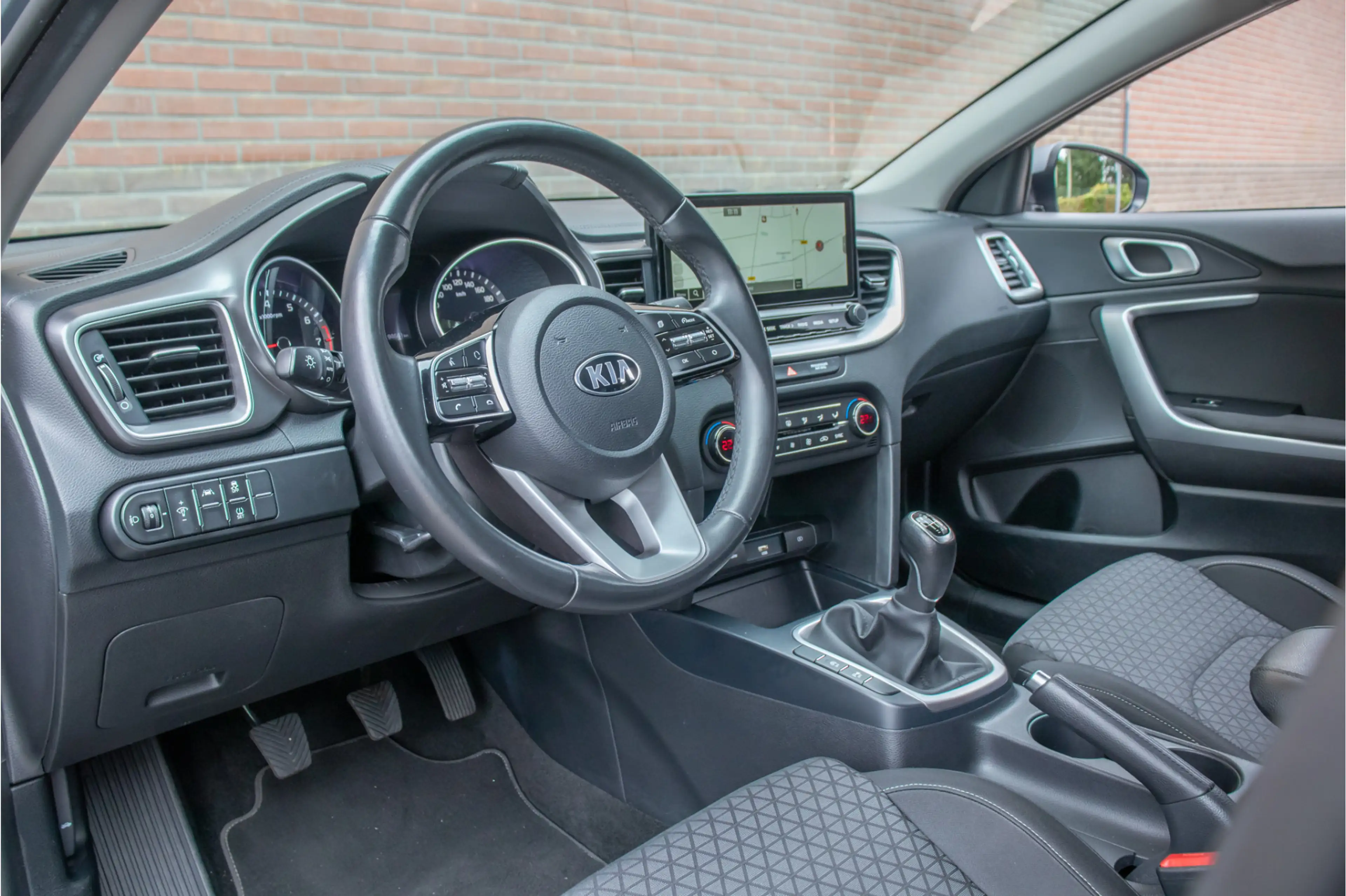 Kia Ceed / cee'd 1.0 T-GDi DynamicLine, Origineel NL, Camera, Carpl — photo 2