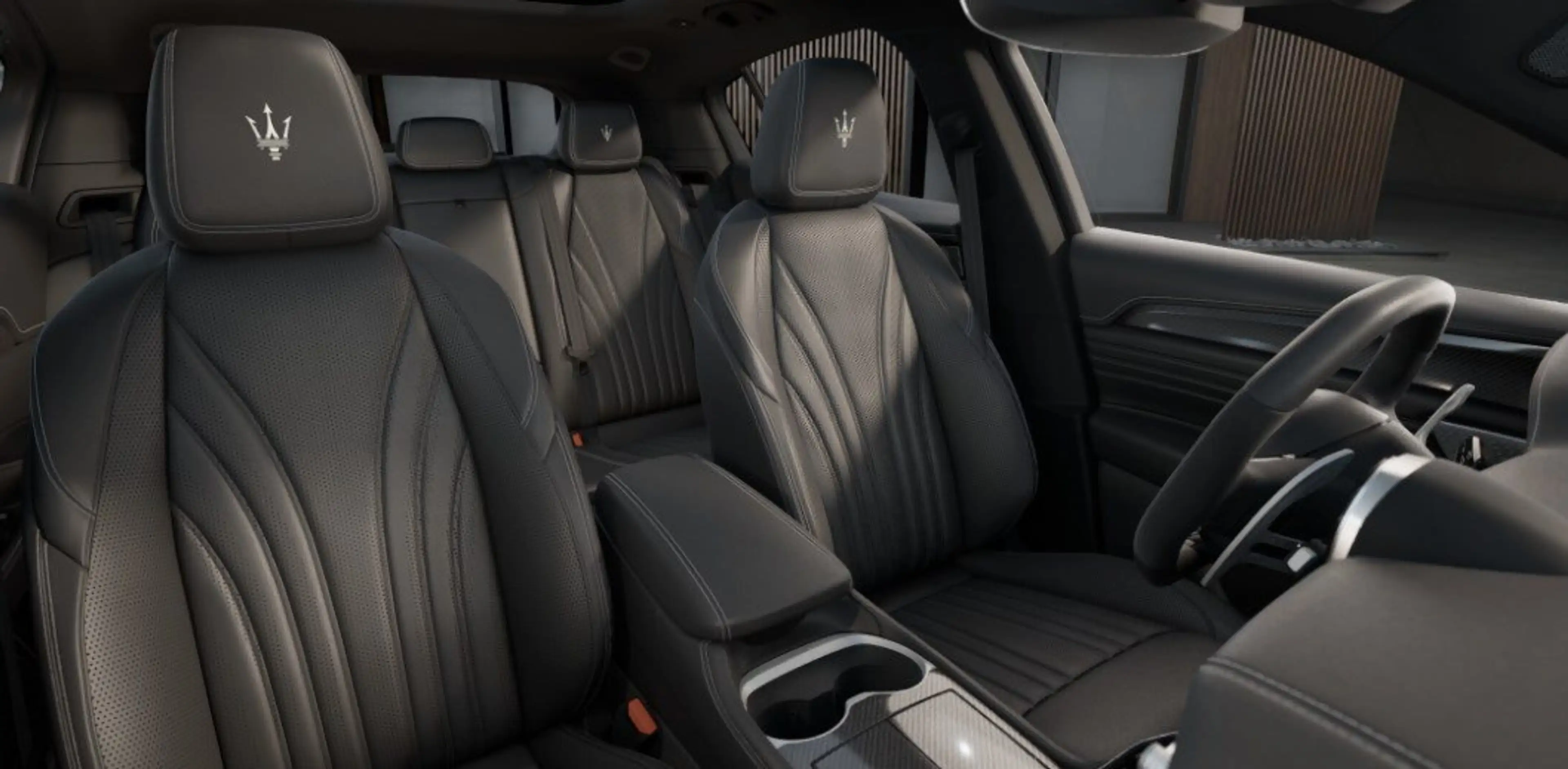 Maserati Grecale Modena V6 NEW MY27 PANO + ALCANTARA LENKRAD — photo 7