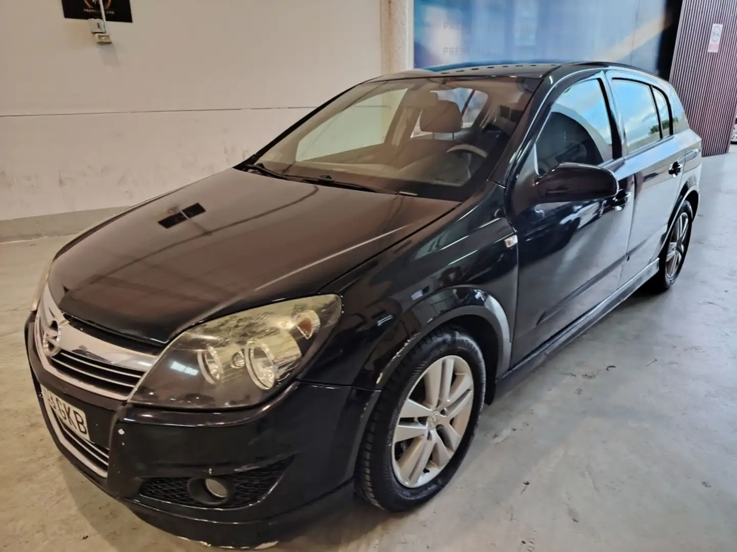 Opel Astra 1.9CDTi Sport Negro - 1