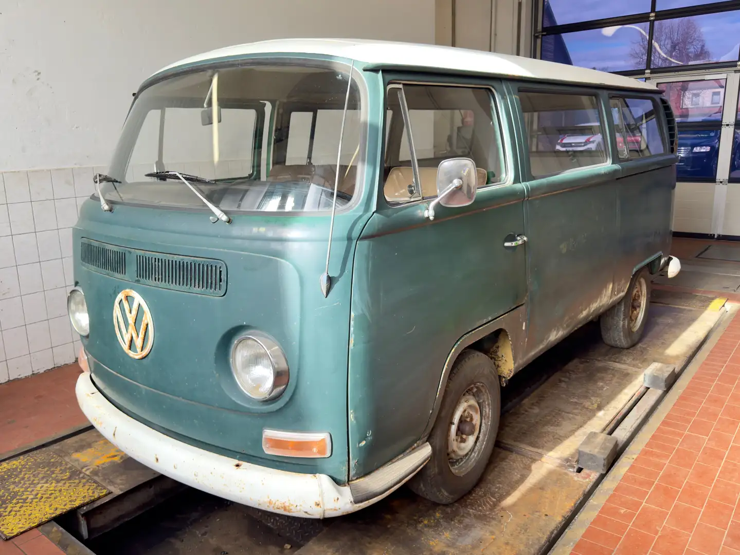 Volkswagen T2 a mod. 231 Verde - 1