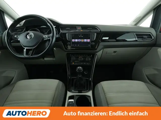 Volkswagen Touran view 12