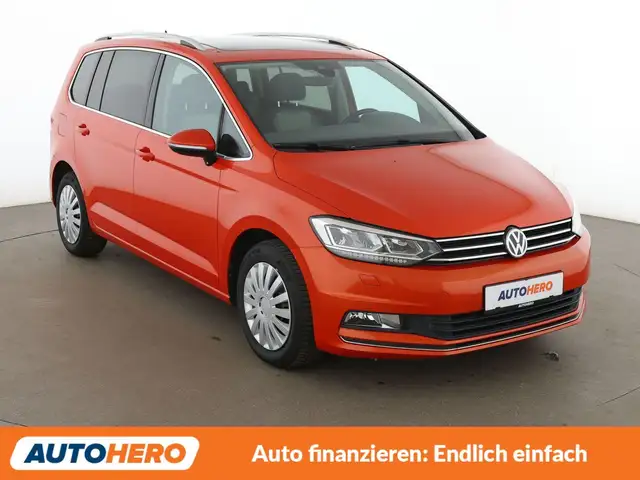 Volkswagen Touran view 8