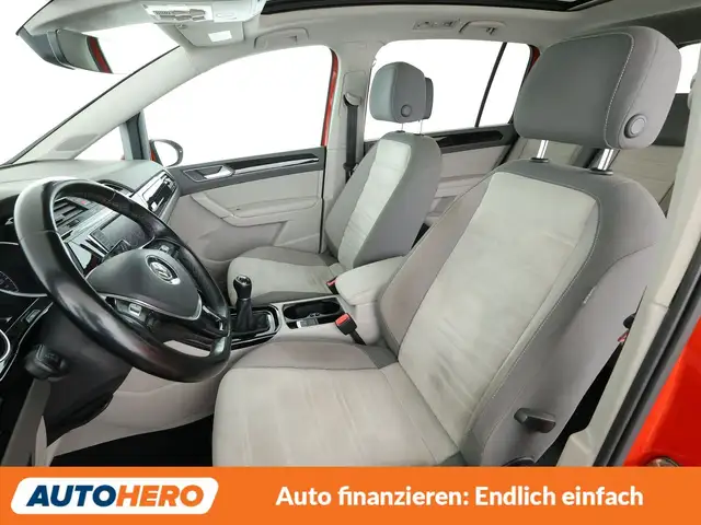 Volkswagen Touran view 10