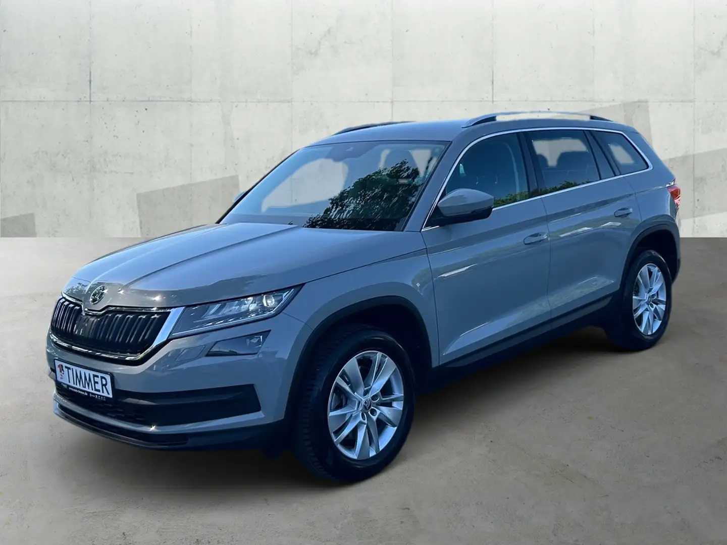 Skoda Kodiaq 2.0 TDI DSG 4x4 STYLE *AHK *CANTON *ACC *RKAM * Grijs - 2