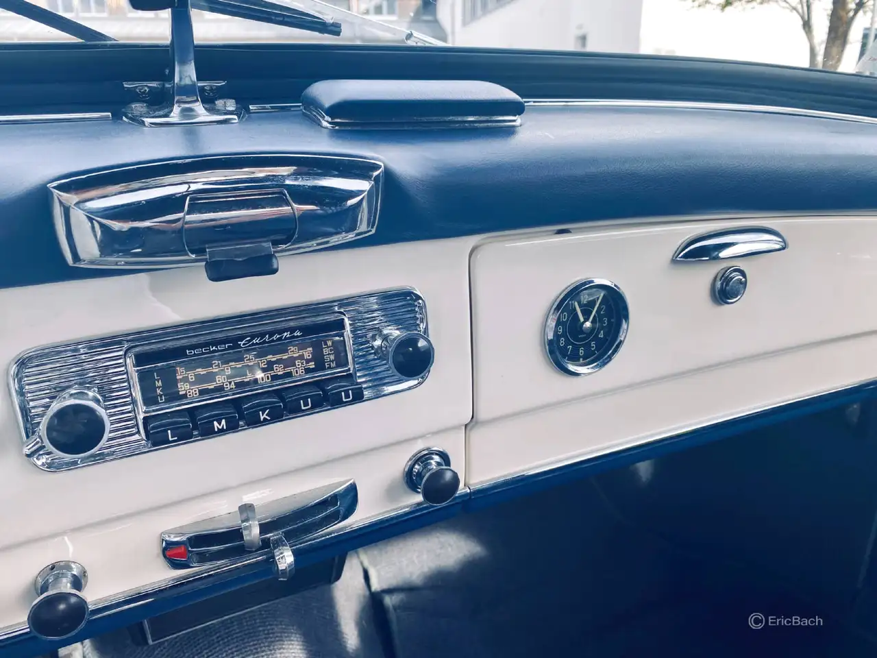 Mercedes-Benz 190 SL -1959-Besonders schönes Mercedes Cabriolet in der äußerst seltenen Farbe weiß mit Leder blau, foto 10