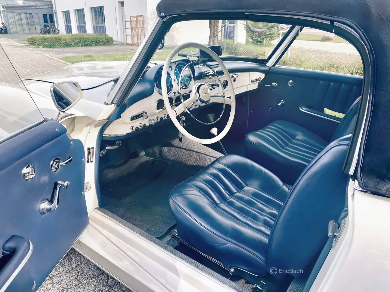 Mercedes-Benz 190 SL -1959-Besonders schönes Mercedes Cabriolet in der äußerst seltenen Farbe weiß mit Leder blau, foto 6