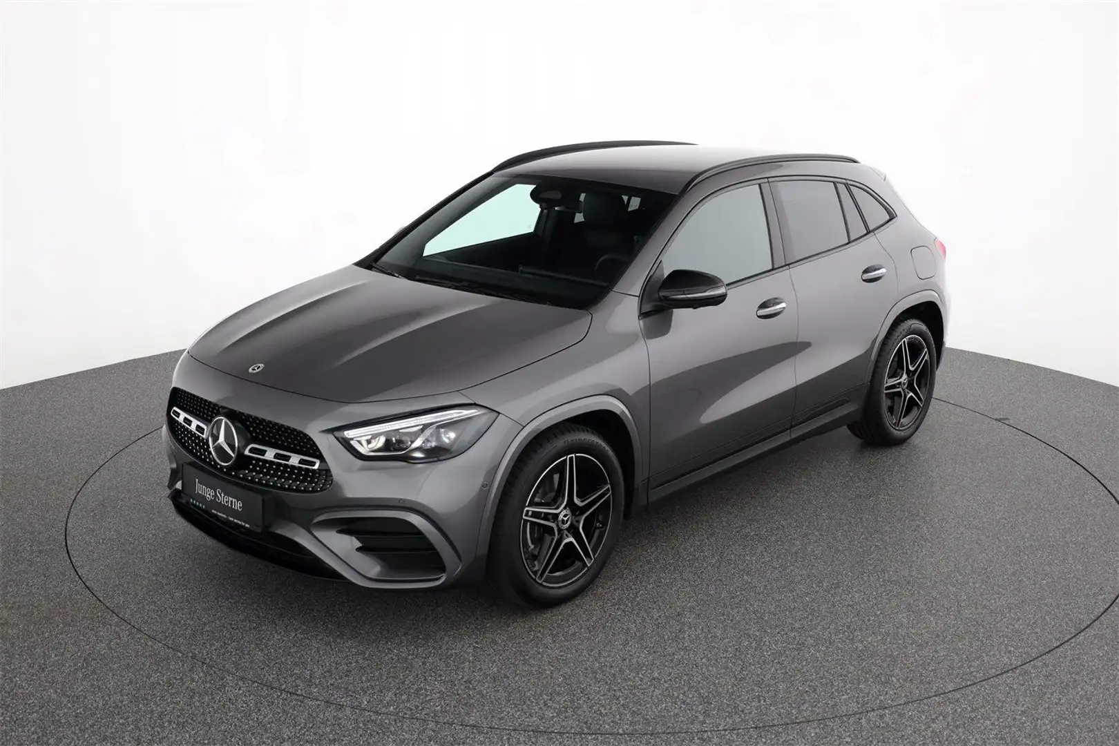 Mercedes-Benz GLA 200 d 4M AMG-Line Distronic Winterpaket 360° Grau - 2