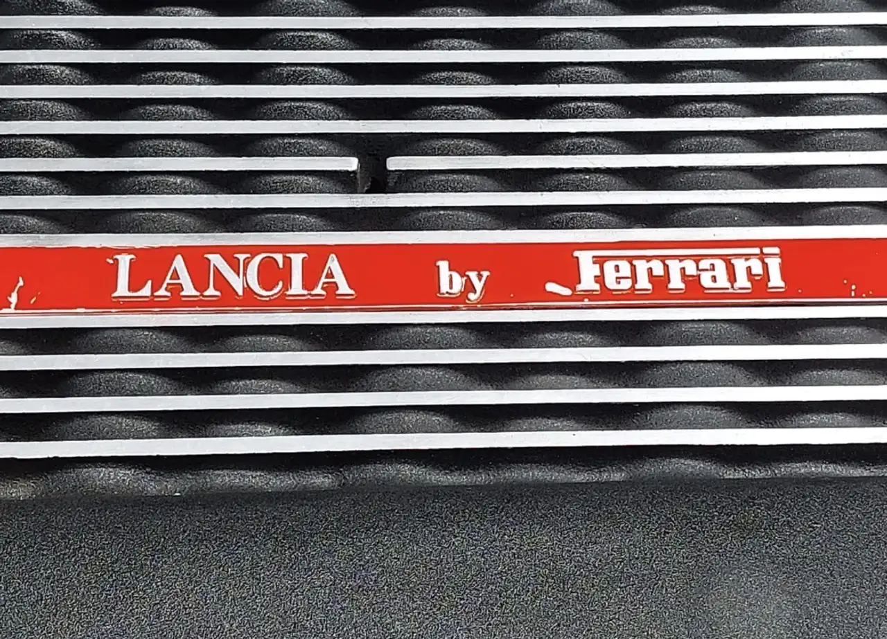 Lancia Thema 3.0 V8 Cv 230 Thema 8.32, foto 3