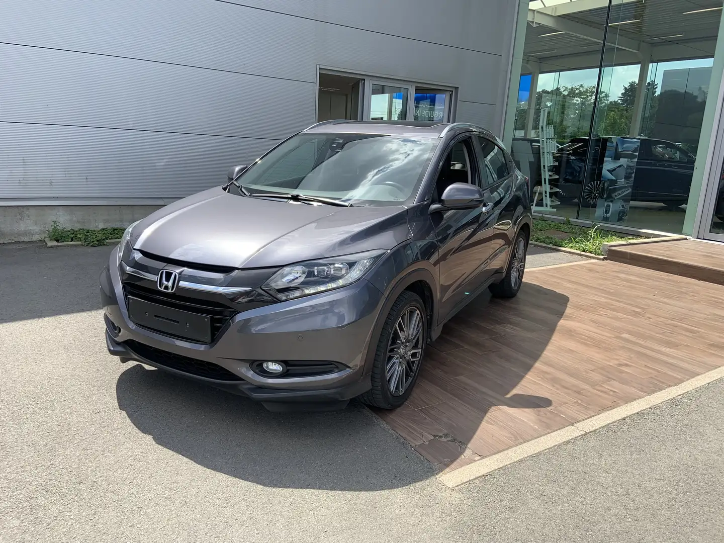 Honda HR-V HR-V 1.5 i-VTEC CVT Executive automaat Gris - 1