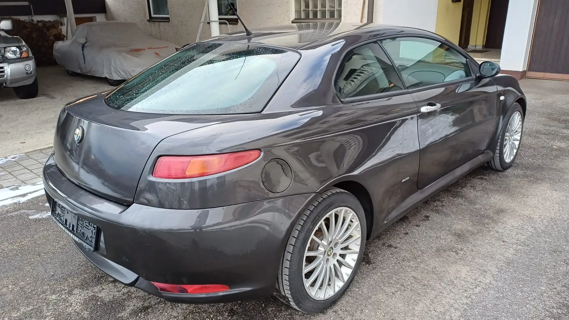 Alfa Romeo GT 1.9 JTD M-Jet Progression - 2