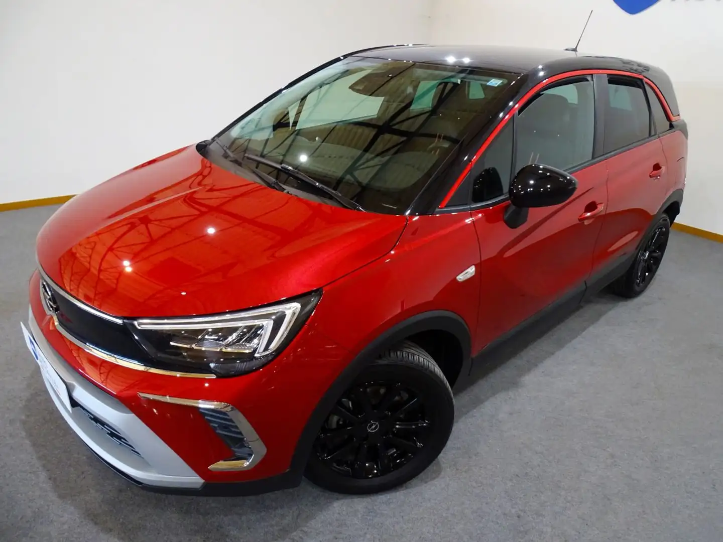 Opel Crossland 1.2 I 60kW (81CV) GS Line Rojo - 2
