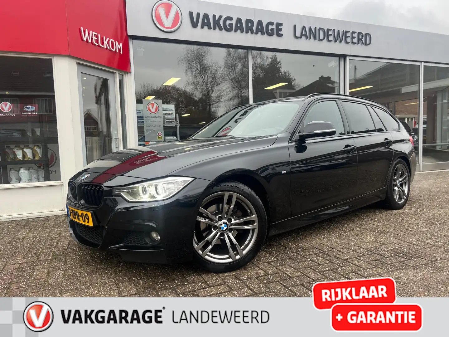 BMW 3-serie Touring M-sport, Navi, Trekhaak, Black-on- Noir - 1