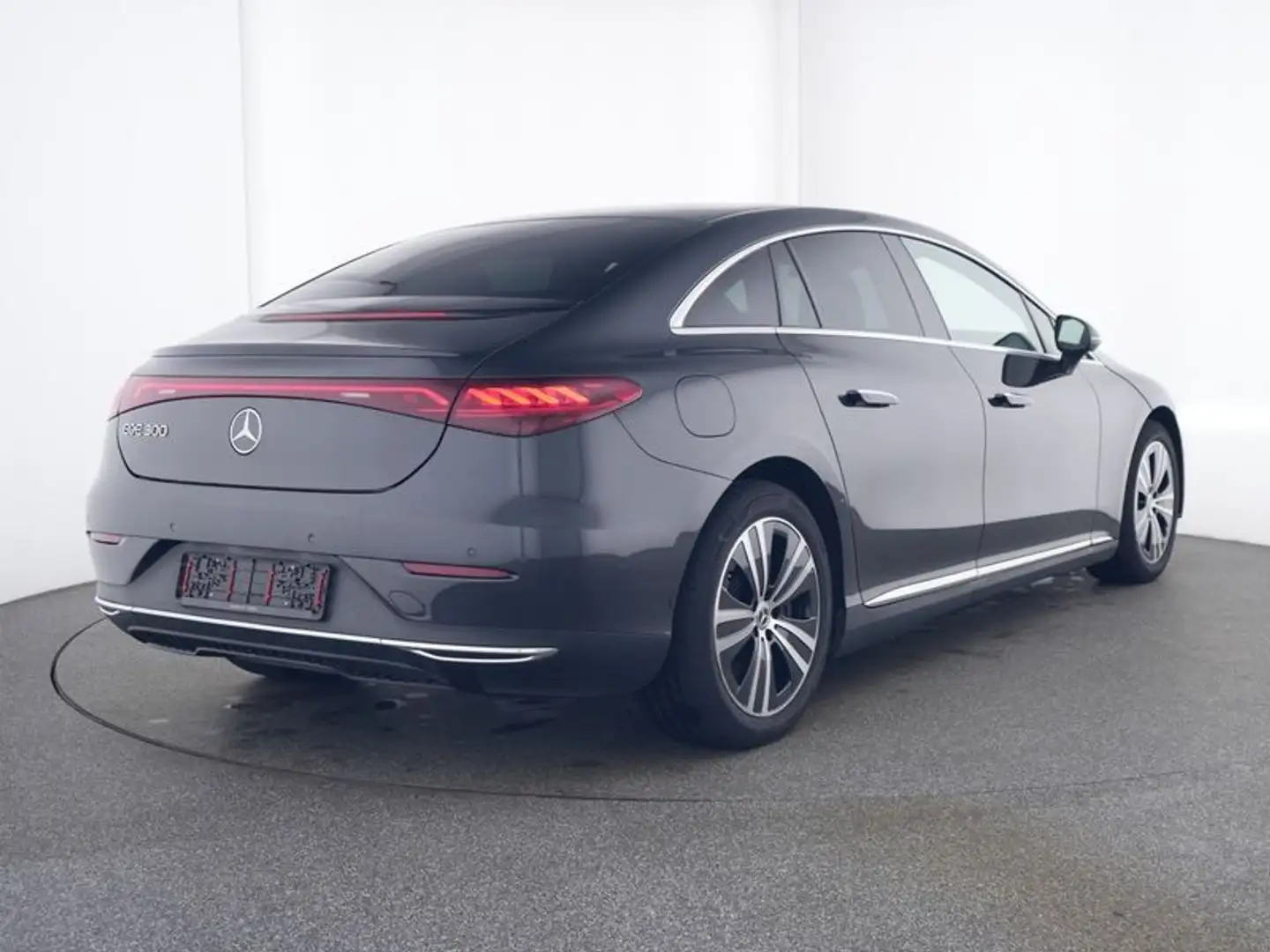 Mercedes-Benz EQE 300 Electric Art Distro AHK HA 4,5° Memory Grijs - 2