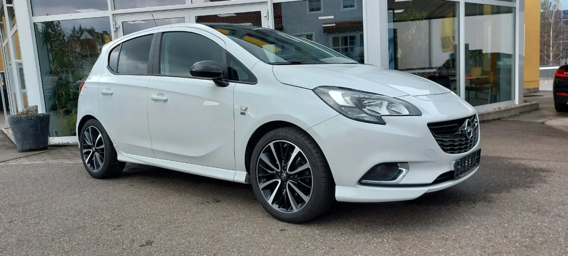 Opel Corsa E Color OPC Line Paket 17 Zoll Räder Weiß - 2