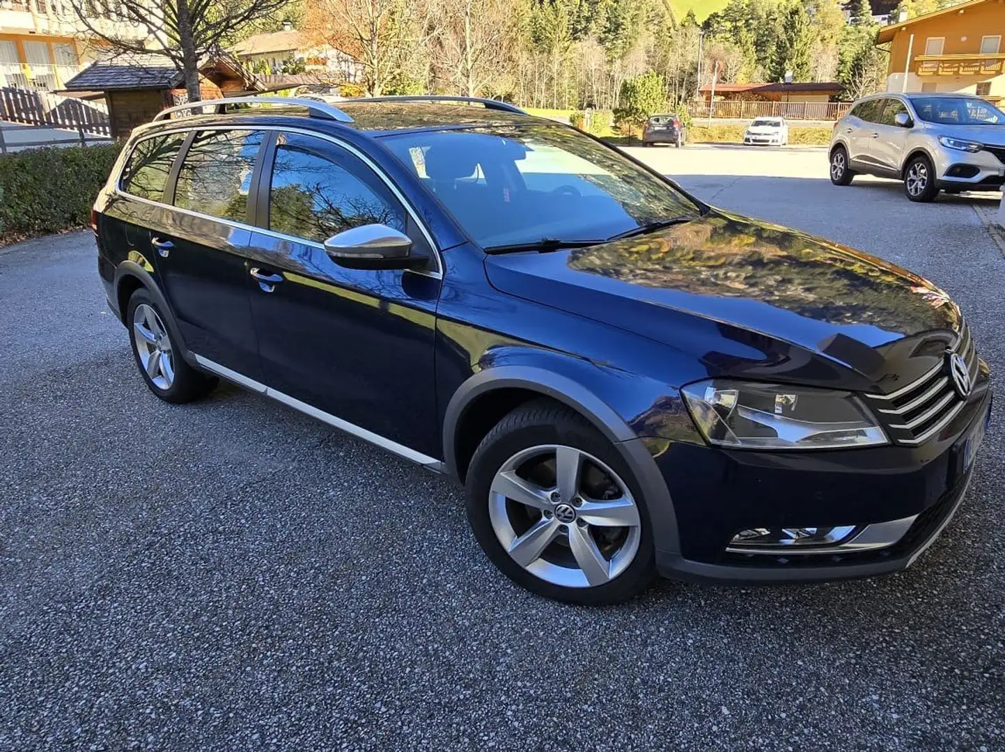 Volkswagen Passat Alltrack B7 2.0 TDI Alltrack Niebieski - 2