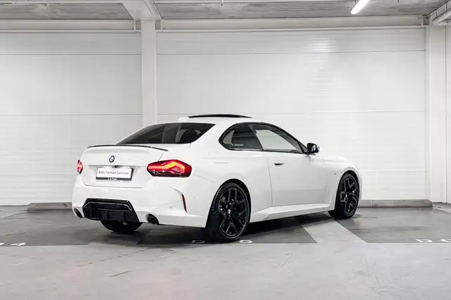 BMW 2 Series view 6