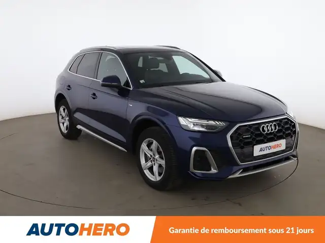 Audi Q5 view 8